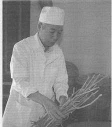 anh-thay-thuoc-trinh-ngoc-truc